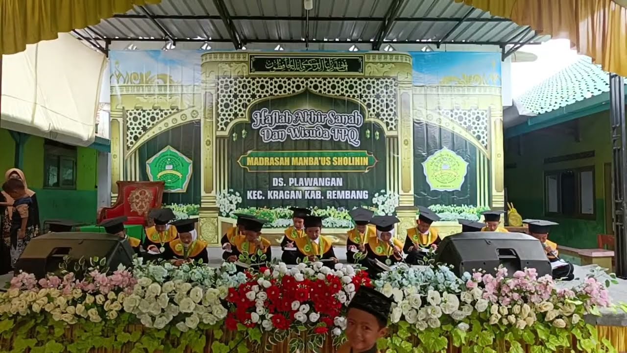 Wisuda TPQ dan haflah akhirsuana madrasah manbaussholihin