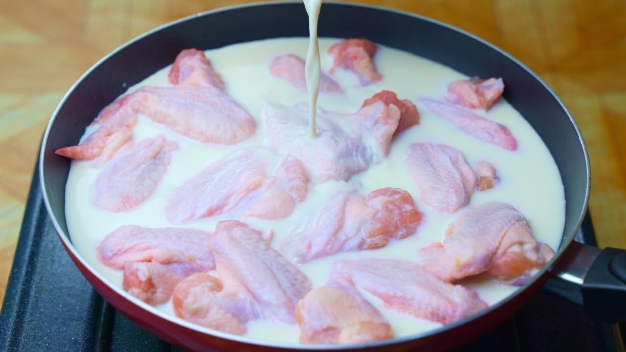 Cuando veas este video solo comer&aacute;s alitas de pollo de esta manera