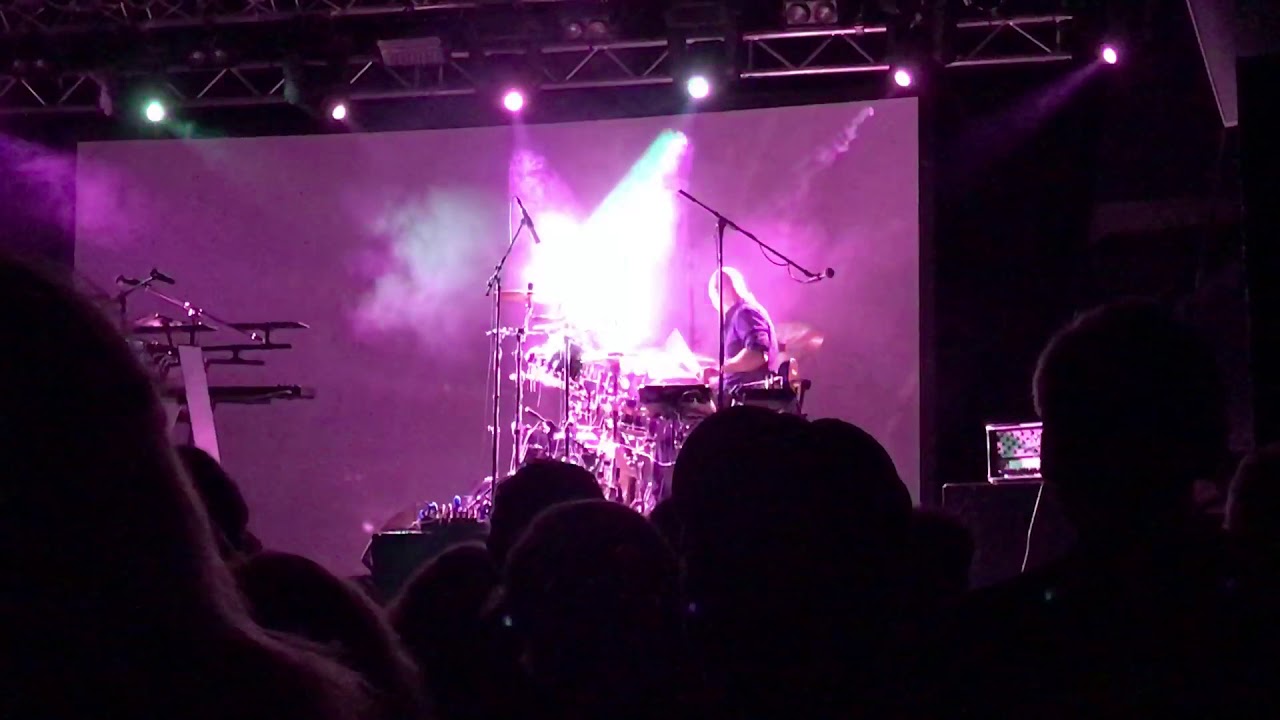 Mike Thorne SAGA Drum Solo 2017