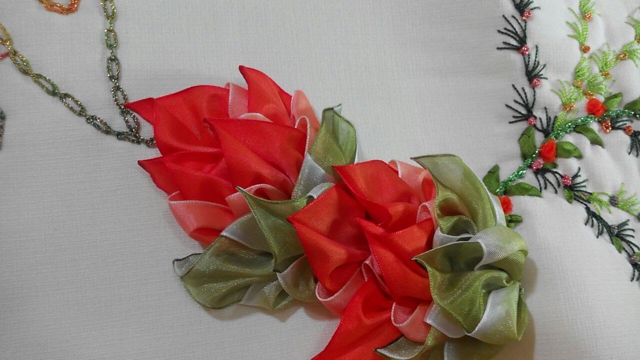 FLOR CORONA DE REINA (EN JGO DE BAÑO)