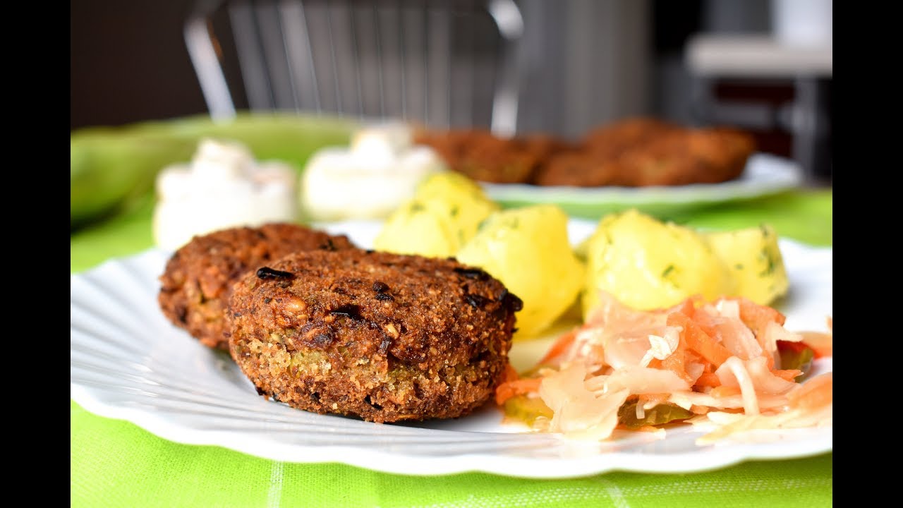 Wegańskie kotlety mielone z kaszą jaglaną i pieczarkami