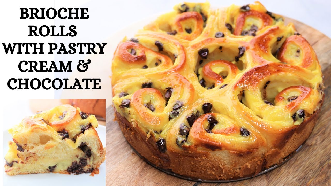 Brioche Rolls Cake With Pastry Cream & Chocolate