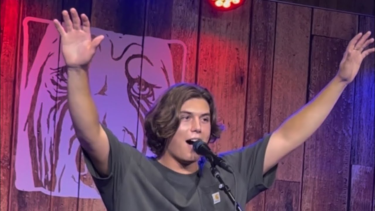 Kingston Rossdale - A performance from Kingston’s debut showcase August 2023