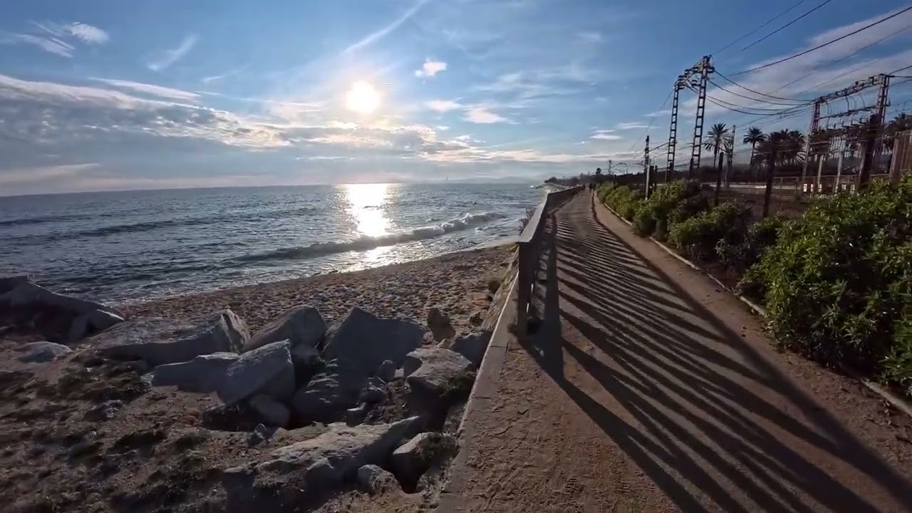 Paseo marítimo entre Premia de Mar y Masnou - Maresme - Barcelona - Diciembre 2025