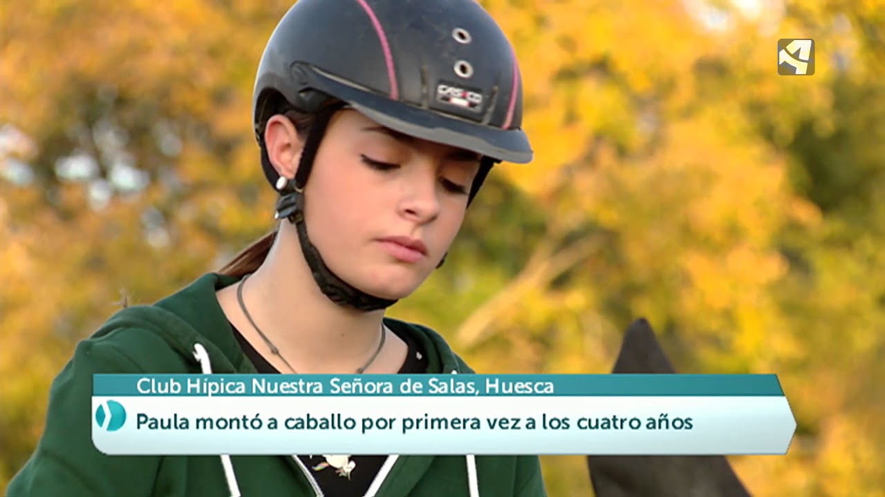 Paula, Campeona de Aragón en salto de obstáculos