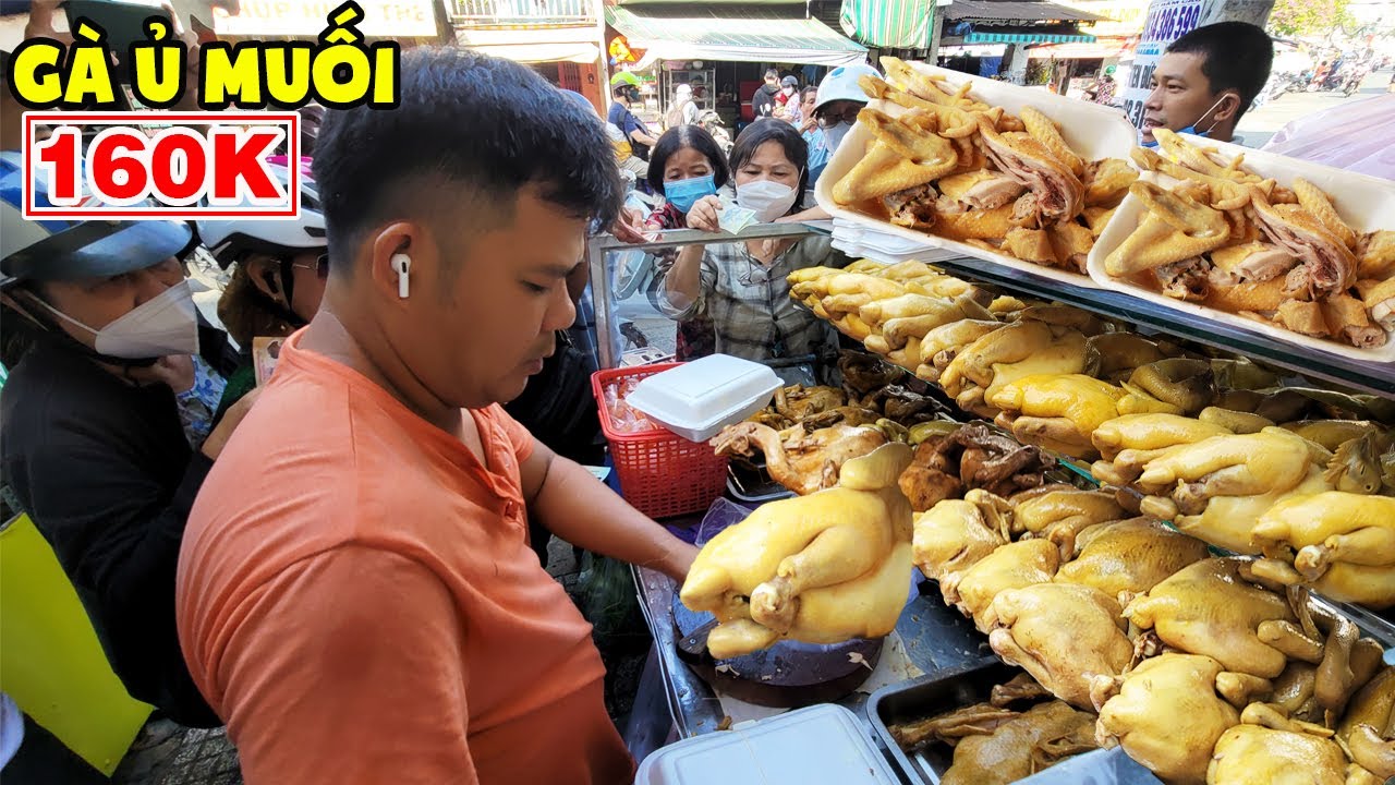 Sự Thật Gà Ủ Muối Hồng Kông Vỉa Hè Chỉ Bán Nửa Tiếng Là Sạch Láng Xe Đang Rần Rần Q11
