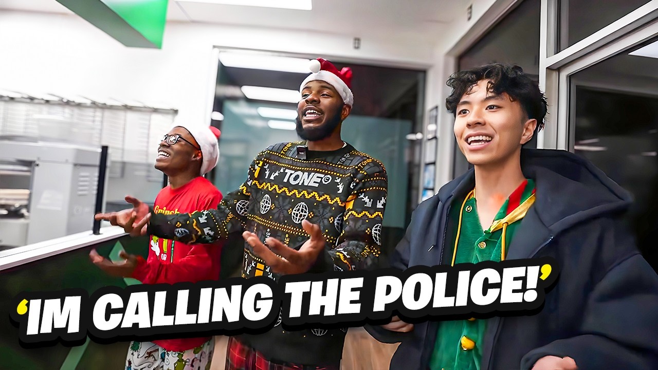 Ray, Reggie & Chris Sang Ghetto Christmas Carols in Public! 😂