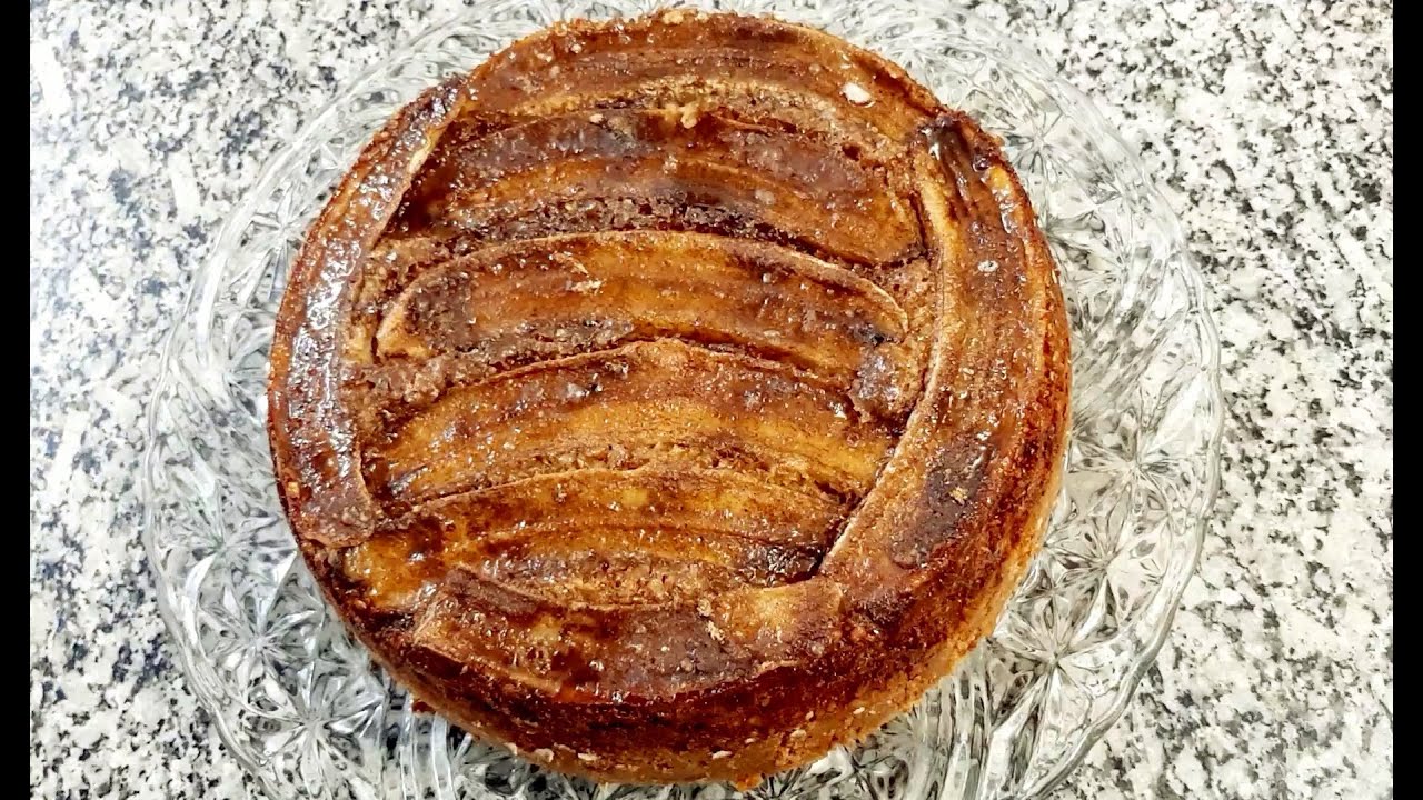 Овес, бананы и кокос. И в результате получился вкусный и полезный торт!