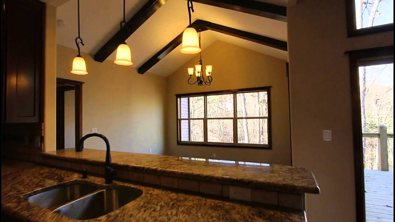New construction in Tellico Village at 108 Osage Lane