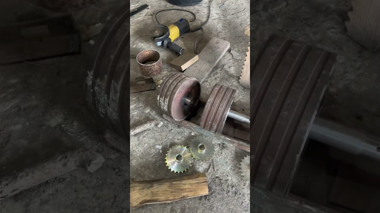 Мастерская с кран балкой из сеновала.