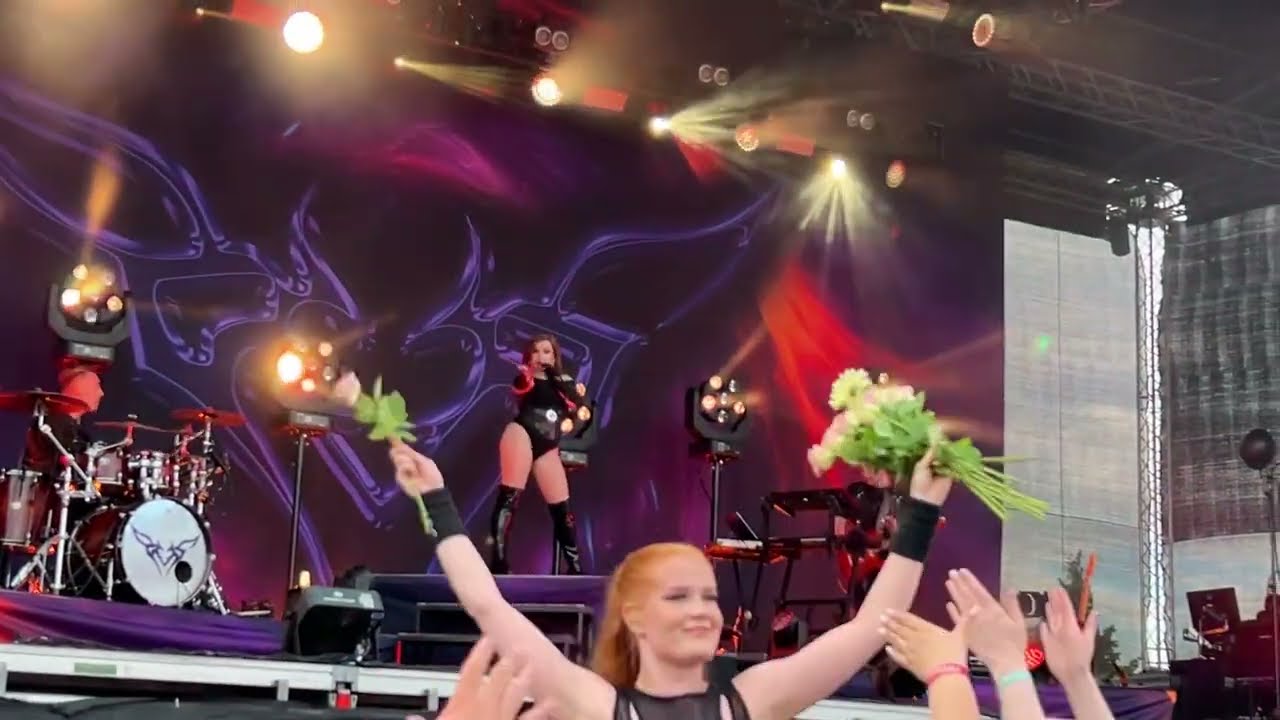 BESS - Viisi kesää live Suomipop Festivaali 2024 Jyväskylä