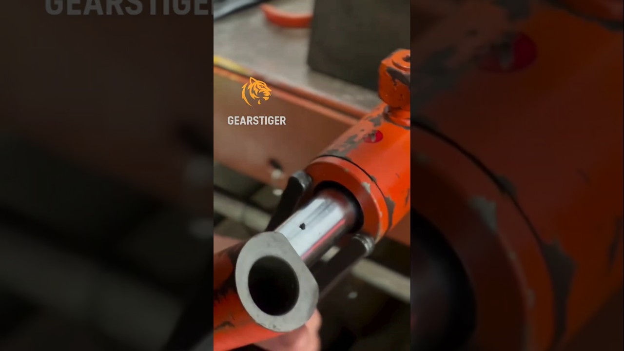 Hydraulic Cylinder Leaking? Rebuild It in 60 Seconds (Visual Guide)