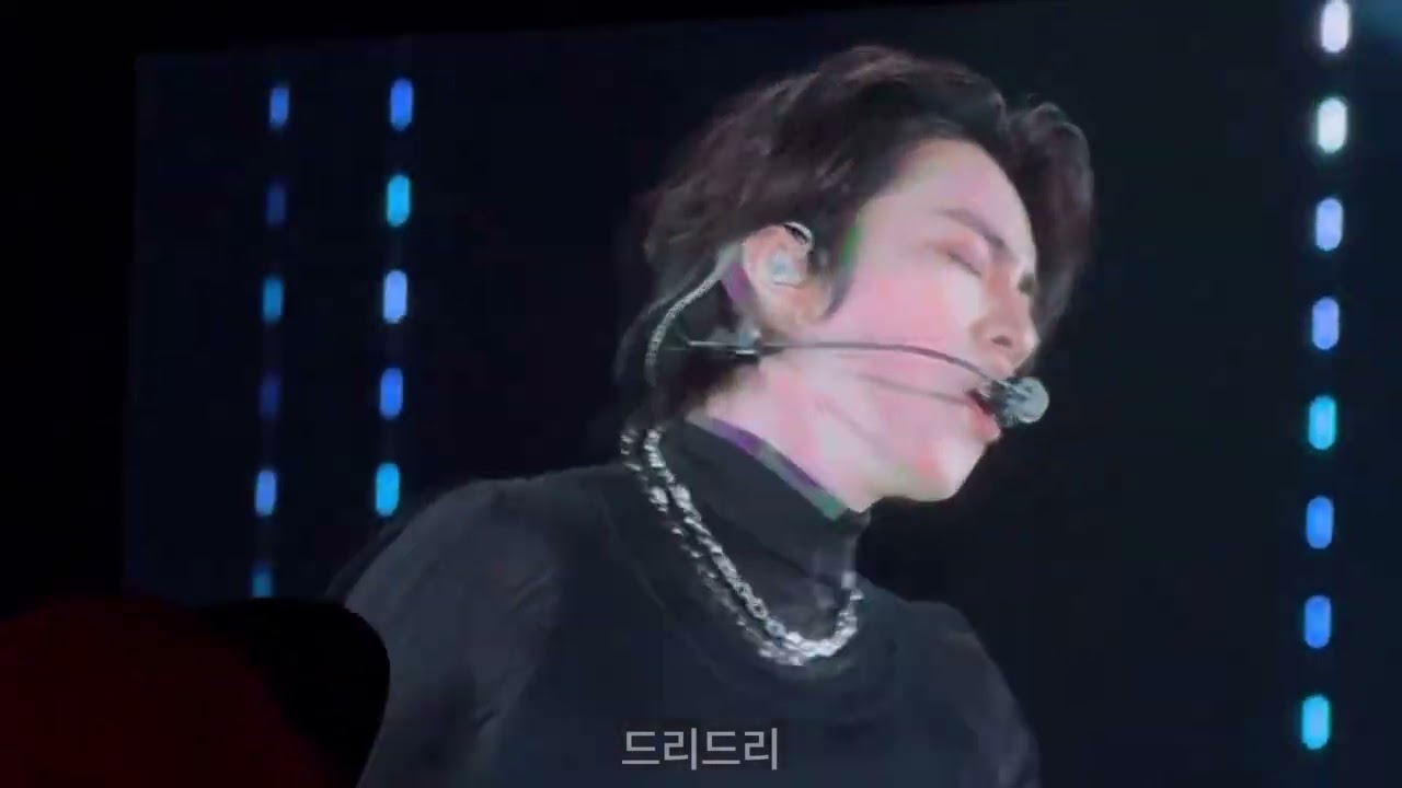 WayV - Eternal White Performance At SMTOWN FUKUOKA Day 1 