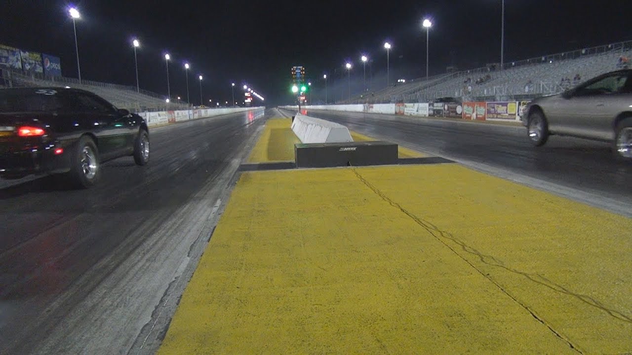 6 speed battle: LS7 Camaro vs LS1 Camaro