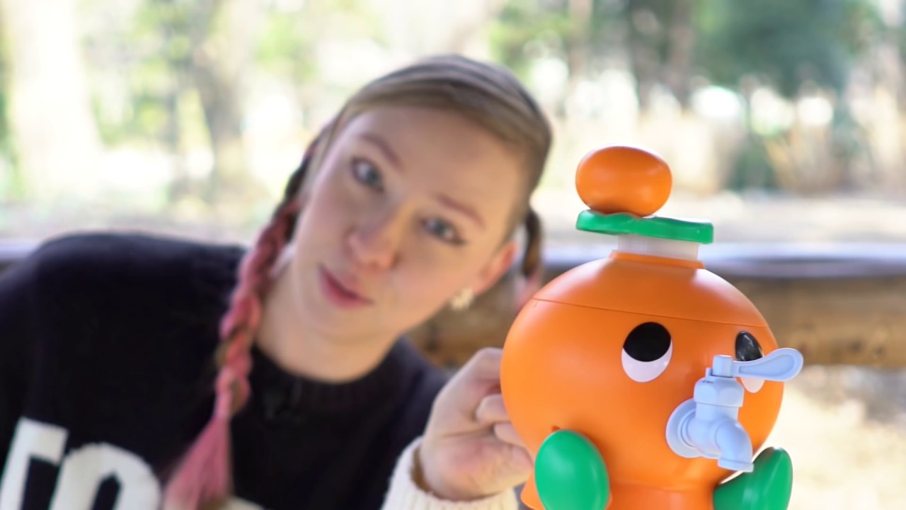 WTF: Tiny Tangerine Juicer