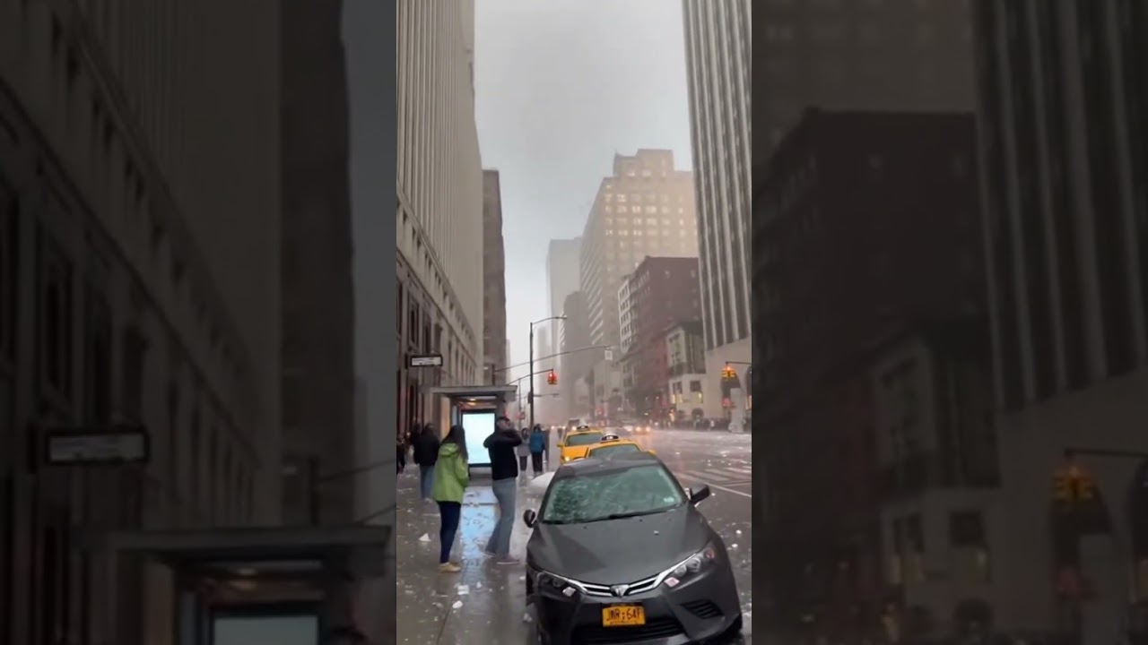 Nature gone wild in New York!Never seen hail this big before &mdash; streets are pure chaos 😱💥