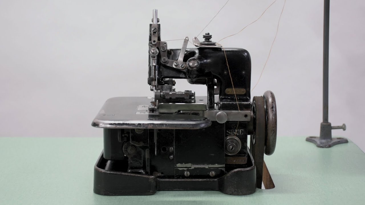 SINGER 81-2 Overedge Chainstitch Industrial Sewing Machine - Denim Overlocking - Vintage 1926