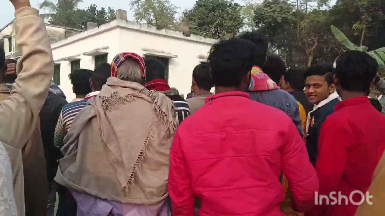 অসীম সরকারের বিরুদ্ধে সভা আয়োজন করা হইয়াছে 