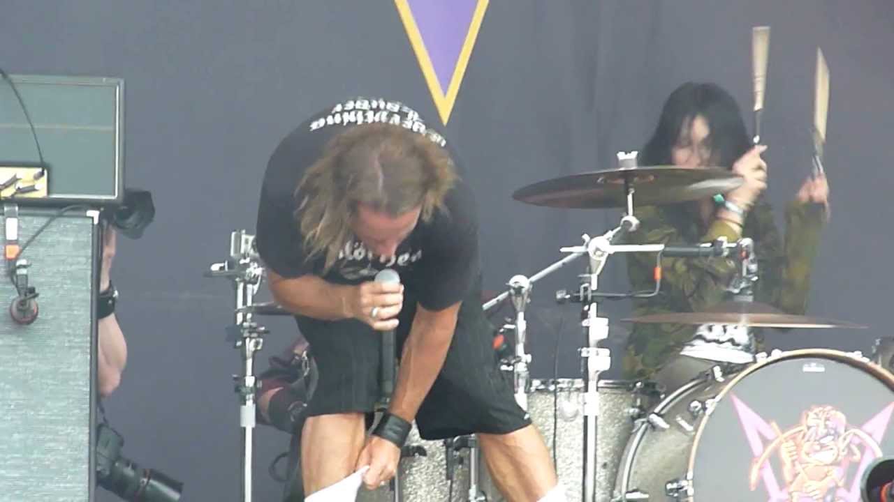 Ugly Kid Joe - Everything About You (Live - Download Festival, Donington, UK, June 2012)
