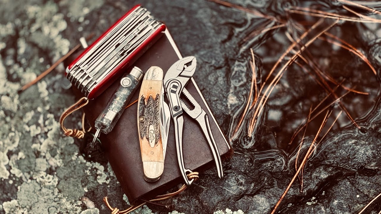 EDC POCKET DUMP Full Time RV Living