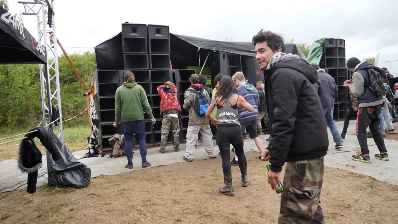 RAVE PARTY / Nanou Anne-Marie / ASSTEK / TEKNIVAL / 3004317 à 18h00