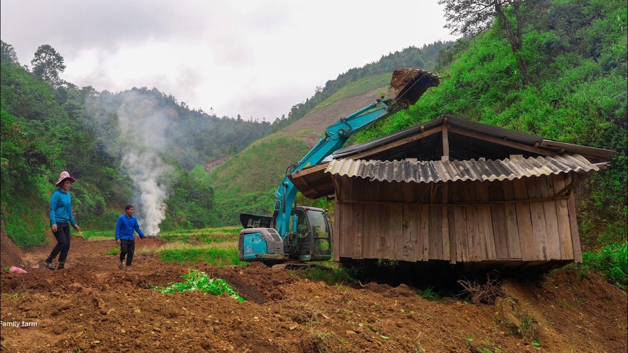 Excavating Fields, Moving Houses with Excavators, Harvesting Paintings and Wild Vegetables