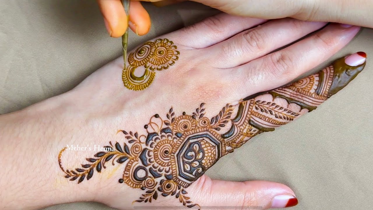 Pretty Simple Mehendi Design || Arabic style mehndi design || Easy Mehndi design|party mehndi design