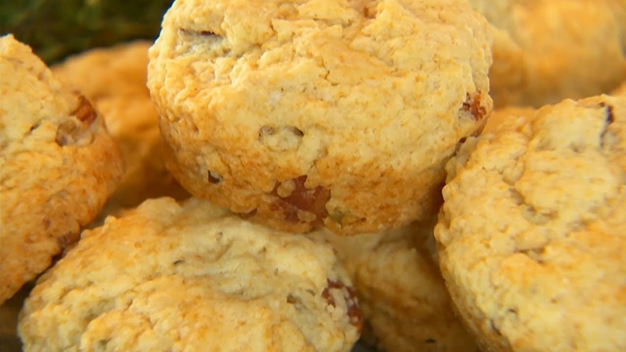 How to Cook Biscuits | P. Allen Smith Cooking Classics