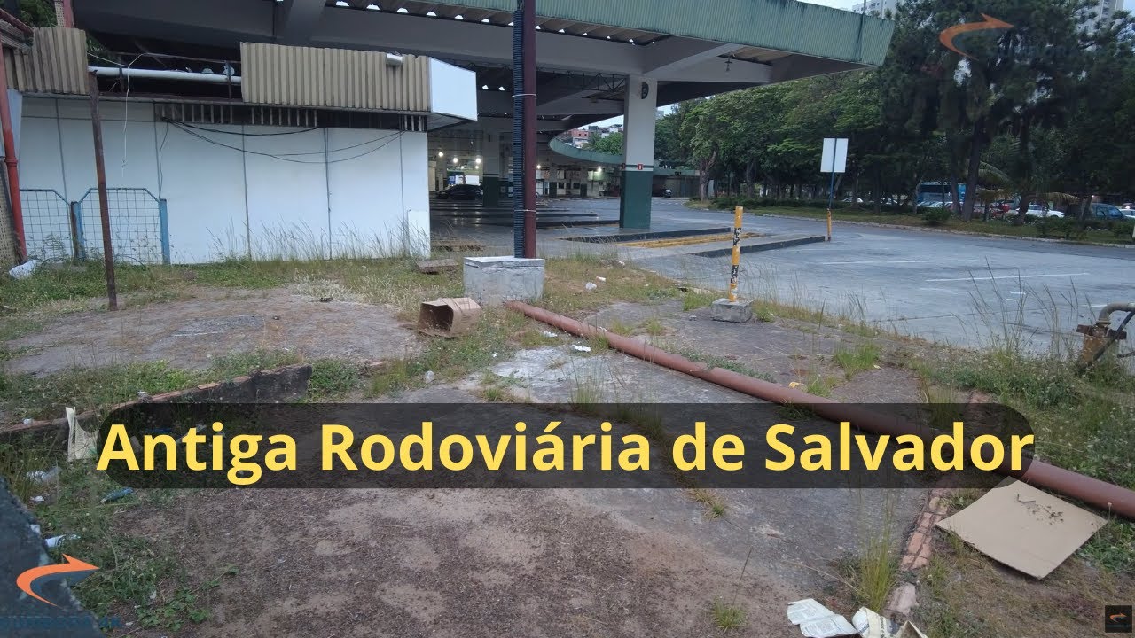 MOSTRANDO A FRETE DA ANTIGA RODOVIÁRIA DE SALVADOR  NO DIA DO FECHAMENTO.