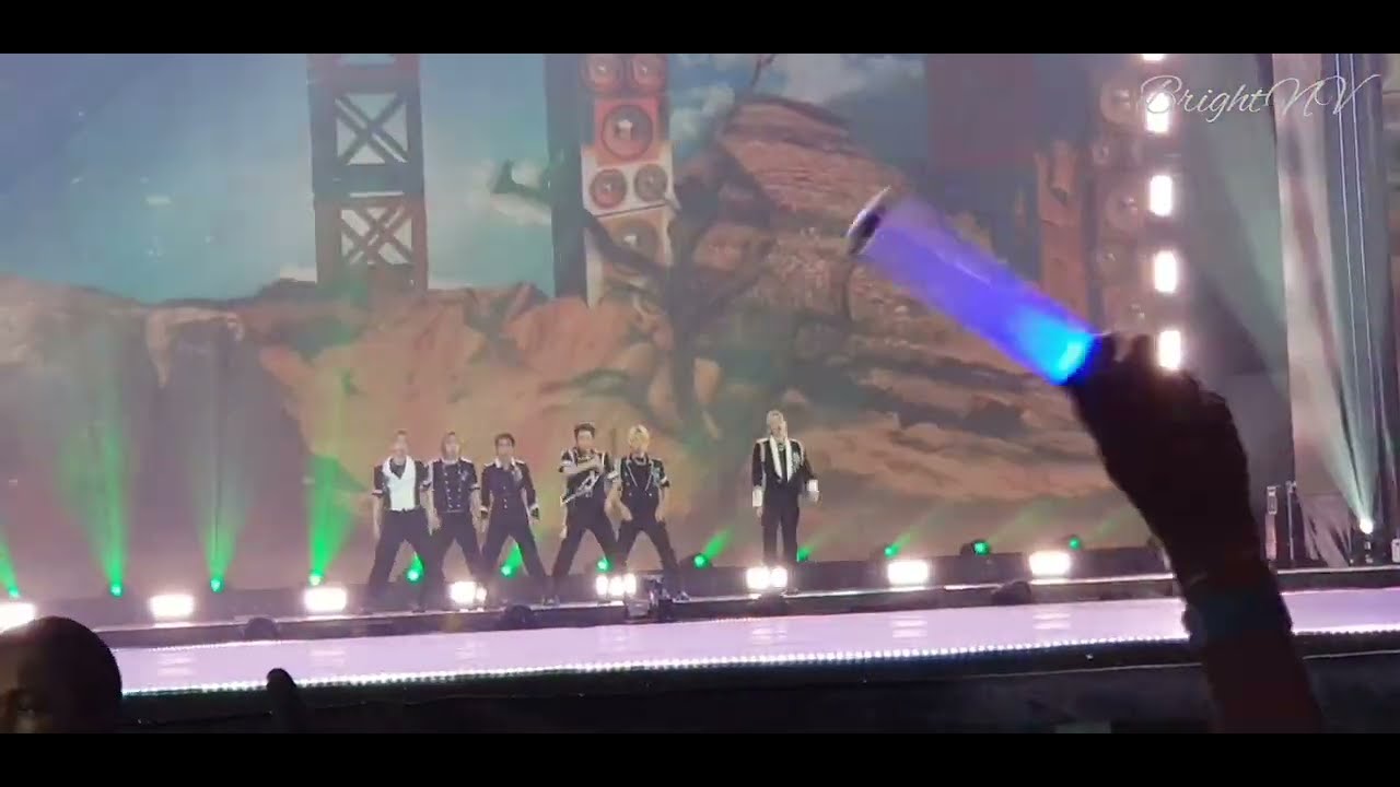 P1Harmony(피원하모니) Intro - Doom Du Doom(둠두둠) Fancam