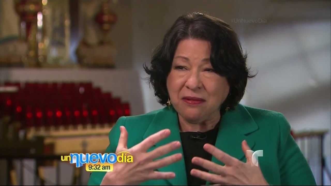 Entrevista Sonia Sotomayor 2 | Un Nuevo Día | Telemundo