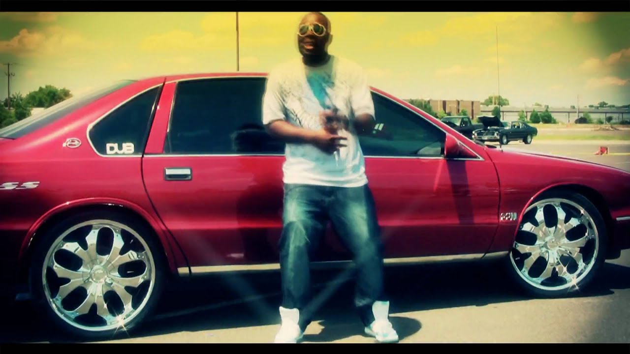 ( liberian music) T-Sweet riding me