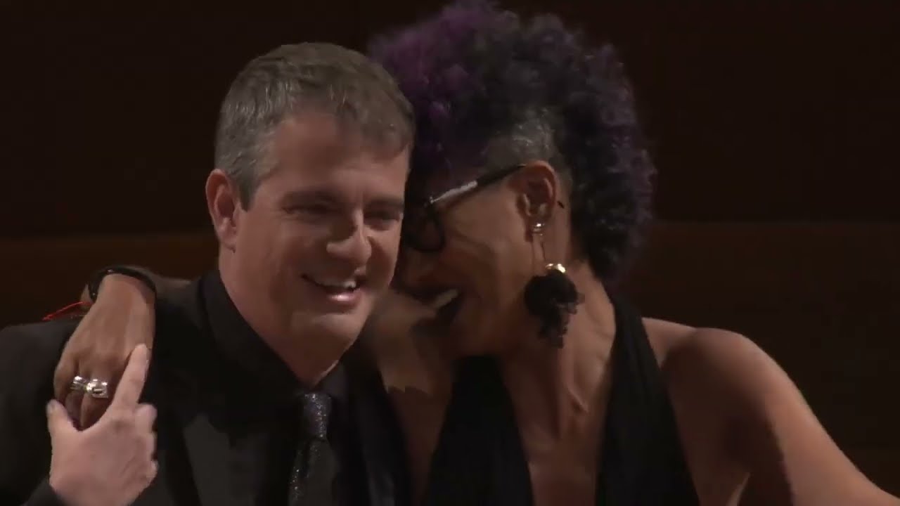 Philippe Jaroussky and Lixsania Fernandez Marrero sing  Bésame Mucho
