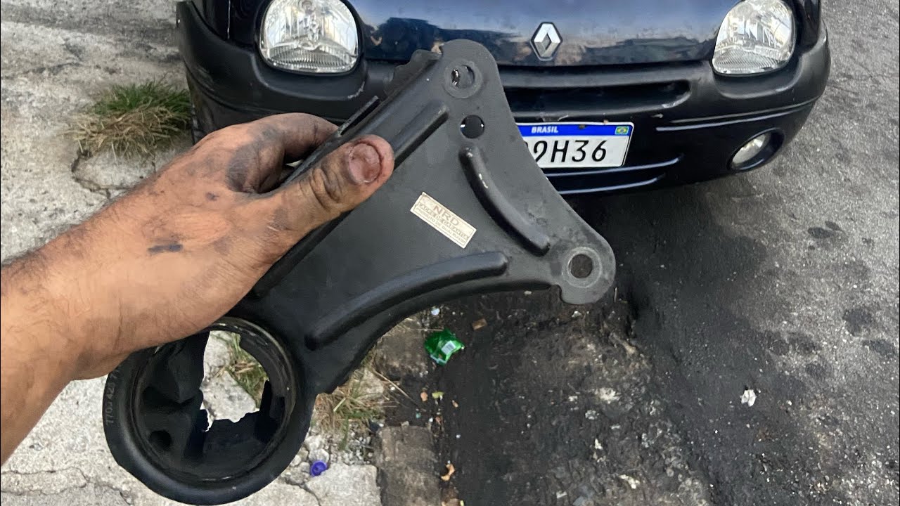 TROCA DO COXIM CENTRAL DO TWINGO (vale para todos os anos e modelos)