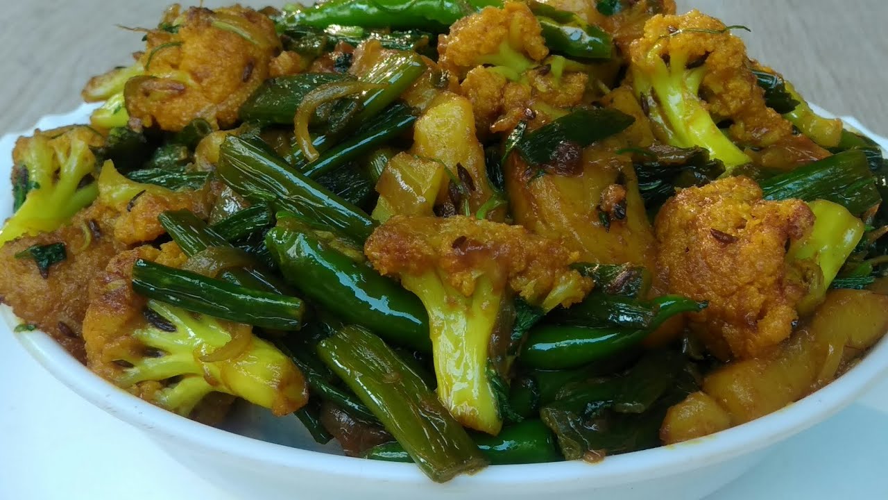 এক বার খেলে বার বার খেতে ইচ্ছে করবে এই ভাবে পেঁয়াজ কলি রান্না করলে/পেঁয়াজ কলি রেসিপি/Peyajkoli.