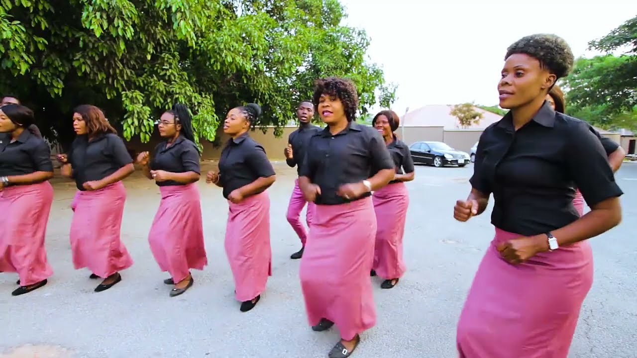 Chifubu baptist church choir ---- ukufwaisha kwandi ine ( my desire is to worship you my God)
