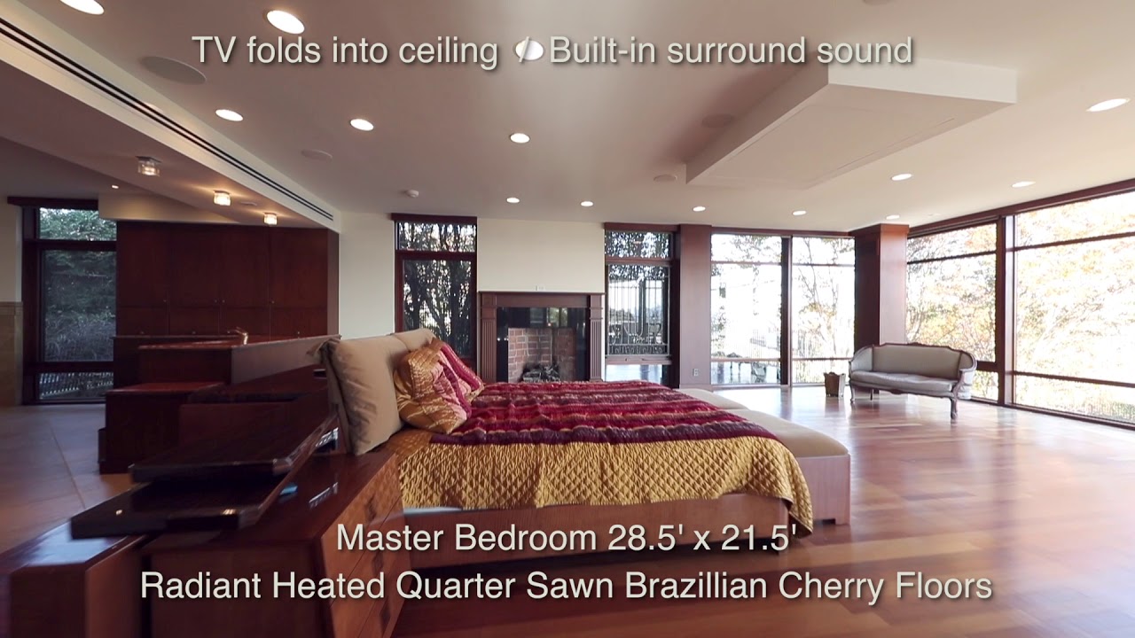 One of New Jersey's best homes:  1040 Arcadian Way in Fort Lee NJ