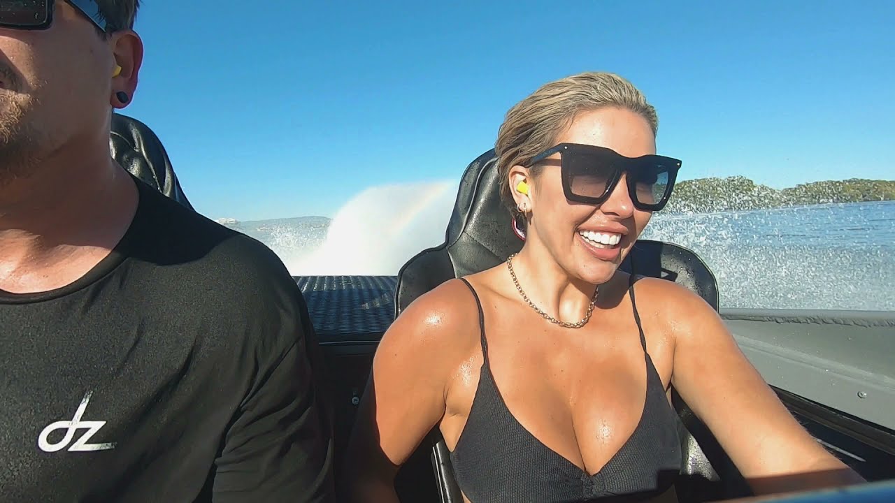 310HP MINI JETBOAT (.Y.)     Australia