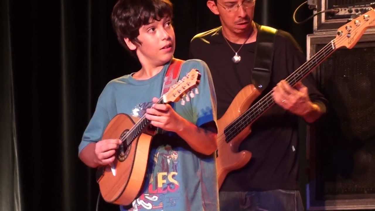 Ian Coury (bandolim) e grupo - Aquarela na Aquixaba de Hamilton de Holanda
