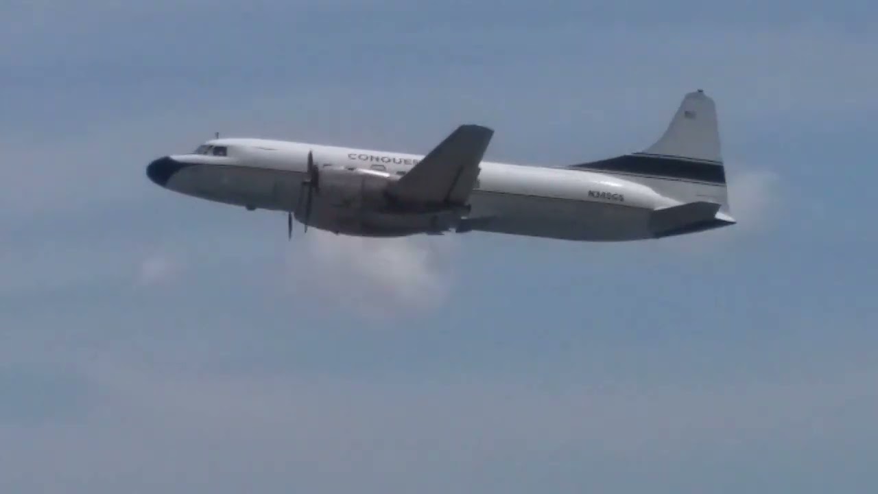 Conquest air C-131 takeoff (wonderful sound)