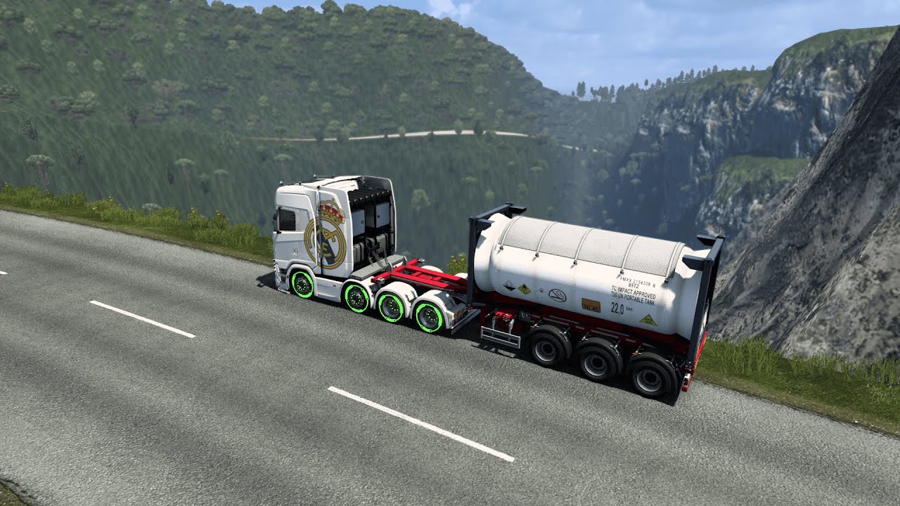 Dangerious Road EP 2: Driving in narrow road like Formula 1 Car