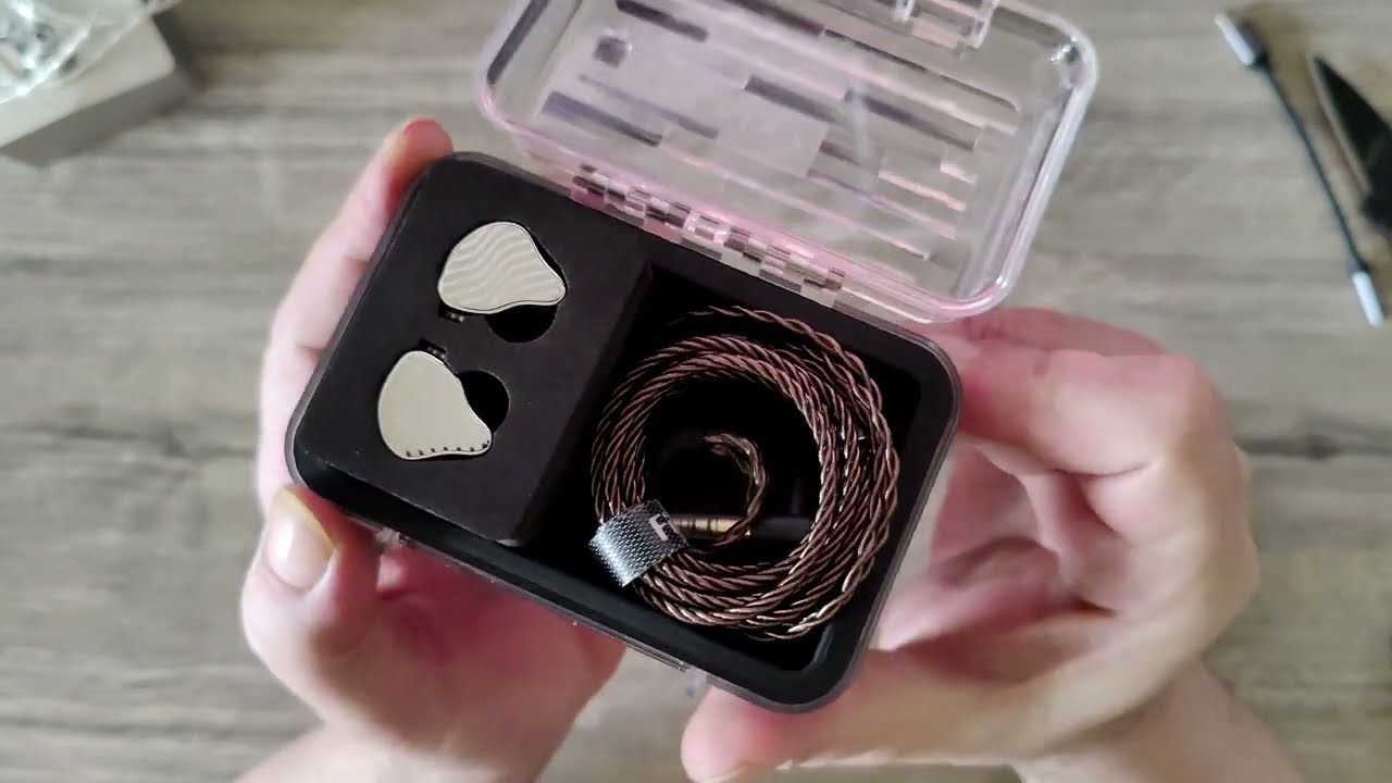 FiiO JH3 Unboxing