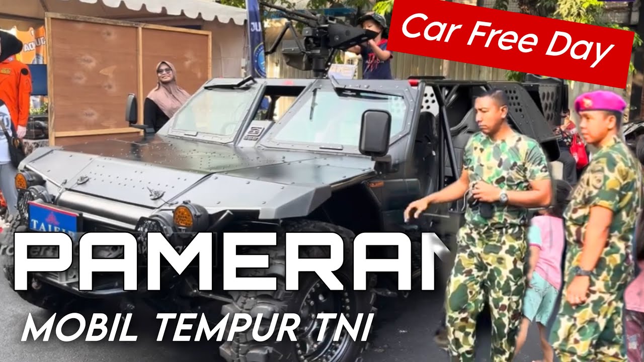 BLUSUKAN! Naik Mobil Antik Alutsista Tentara Marinir TNI AL di Pameran Armada 