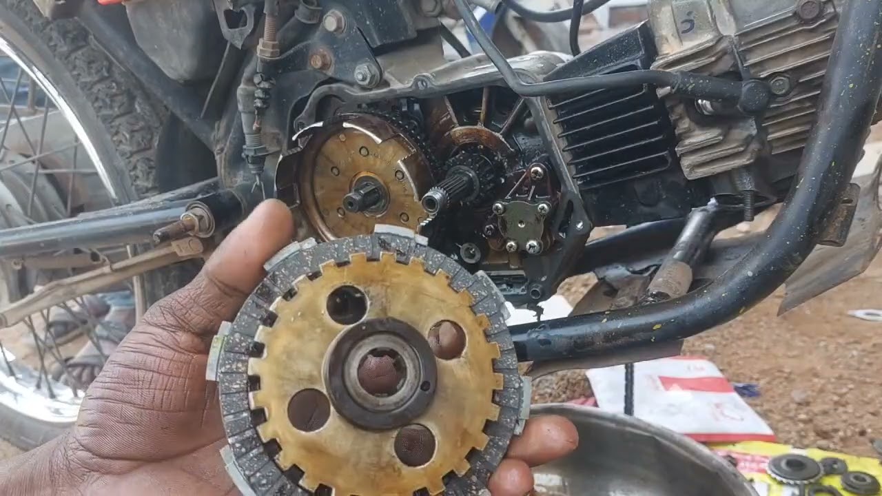 How to clutch plate fitting Splendor #clutch #trending #hero_splender क्लच प्लेट चेन्ज कैसे करें 