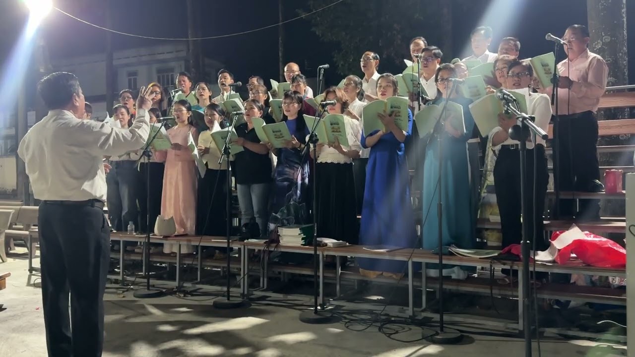 BÀI CA HẠNH PHÚC- HƯƠNG VĨNH sáng tác và điều khiển | Ca đoàn Quê Hương.