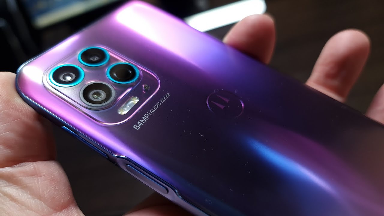 Motorola Moto G100 Review în limba română (Telefon pre-flagship, cu blitz inel și macro de senzație)