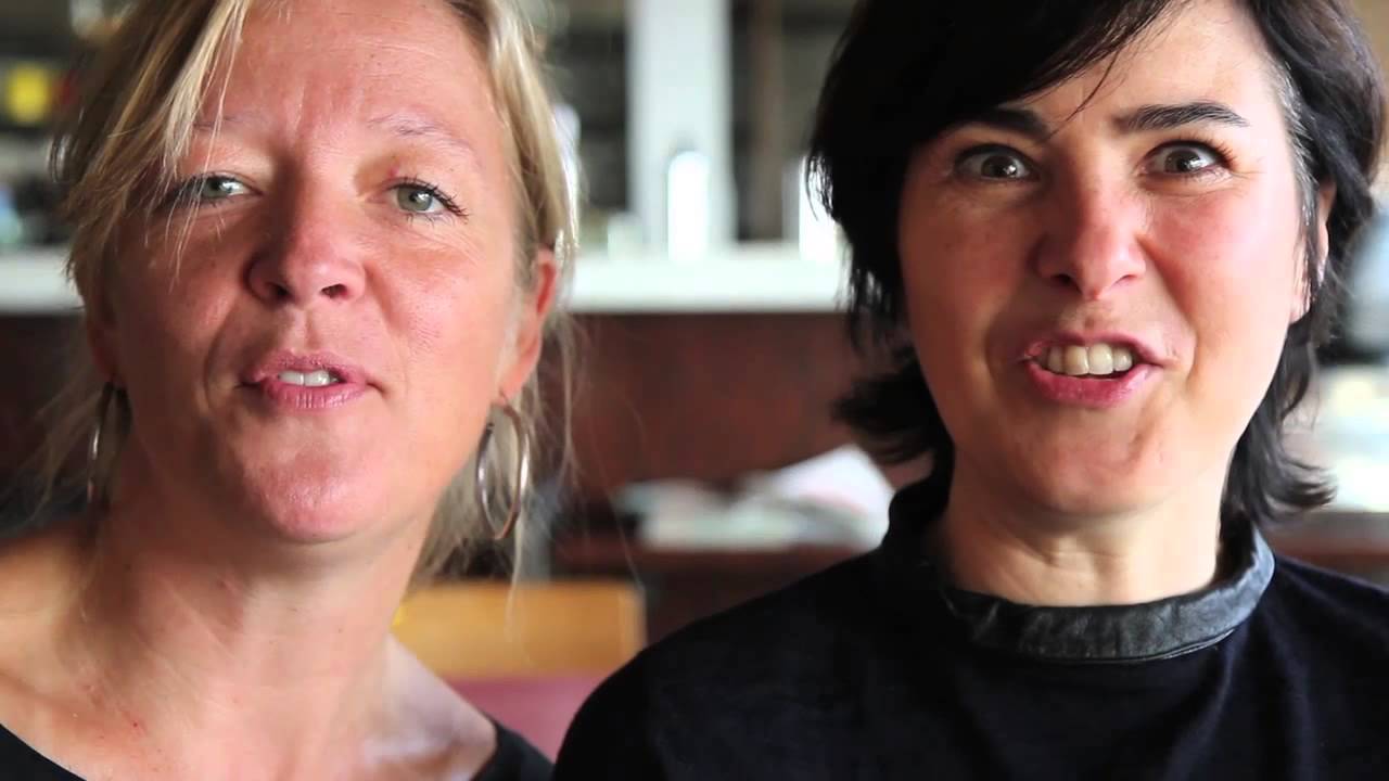 Alice Reijs en Ariane van Vliet over Ans en Wilma gestrand