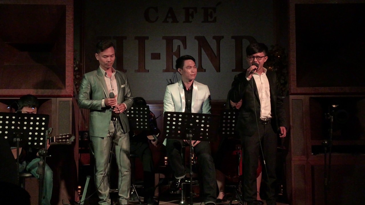 Live at Cafe Hi End: Belle (Notre Dame de Paris)