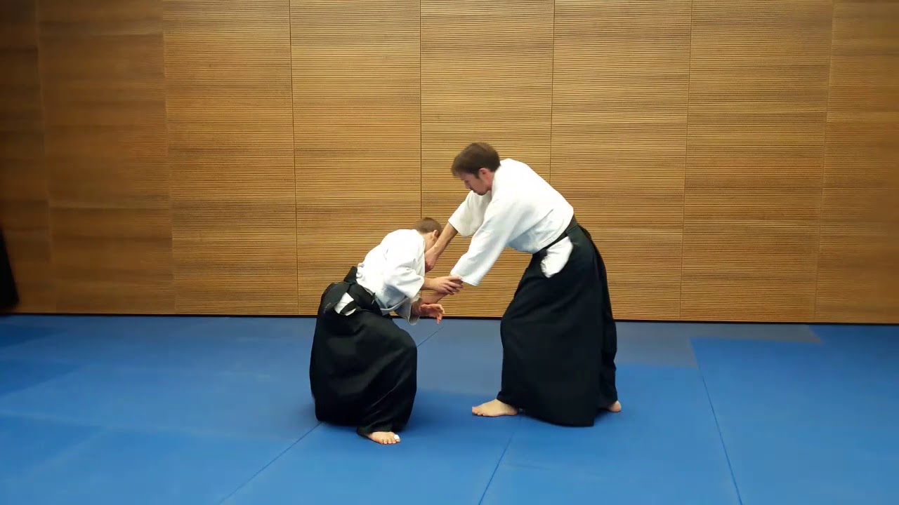 Tachi waza, Ushiro katate kubi shime, Shihoo nage