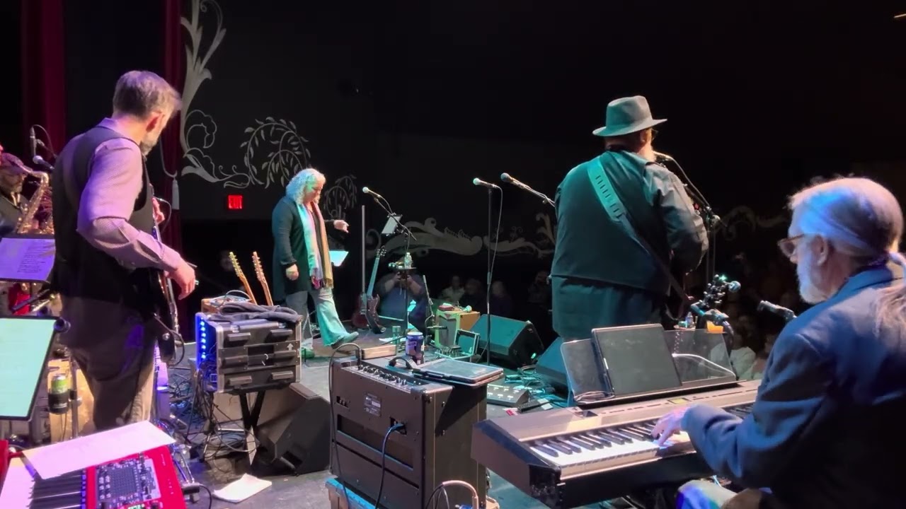 Wheel’s On Fire Band, Up On Cripple Creek 